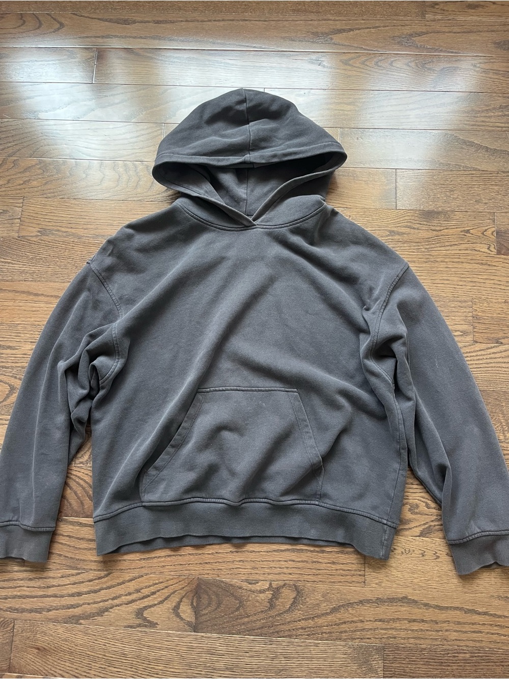 divided h&m boxy fit off-black hoodie - Picture 1 of 4